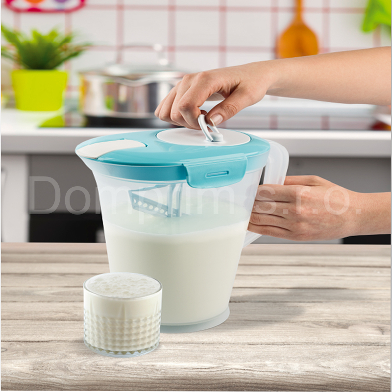 MAXI odměrka s mixérem UCSAN, 2 ltr